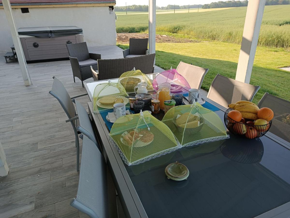 D'hotes Le Domaine Des Hirondelles