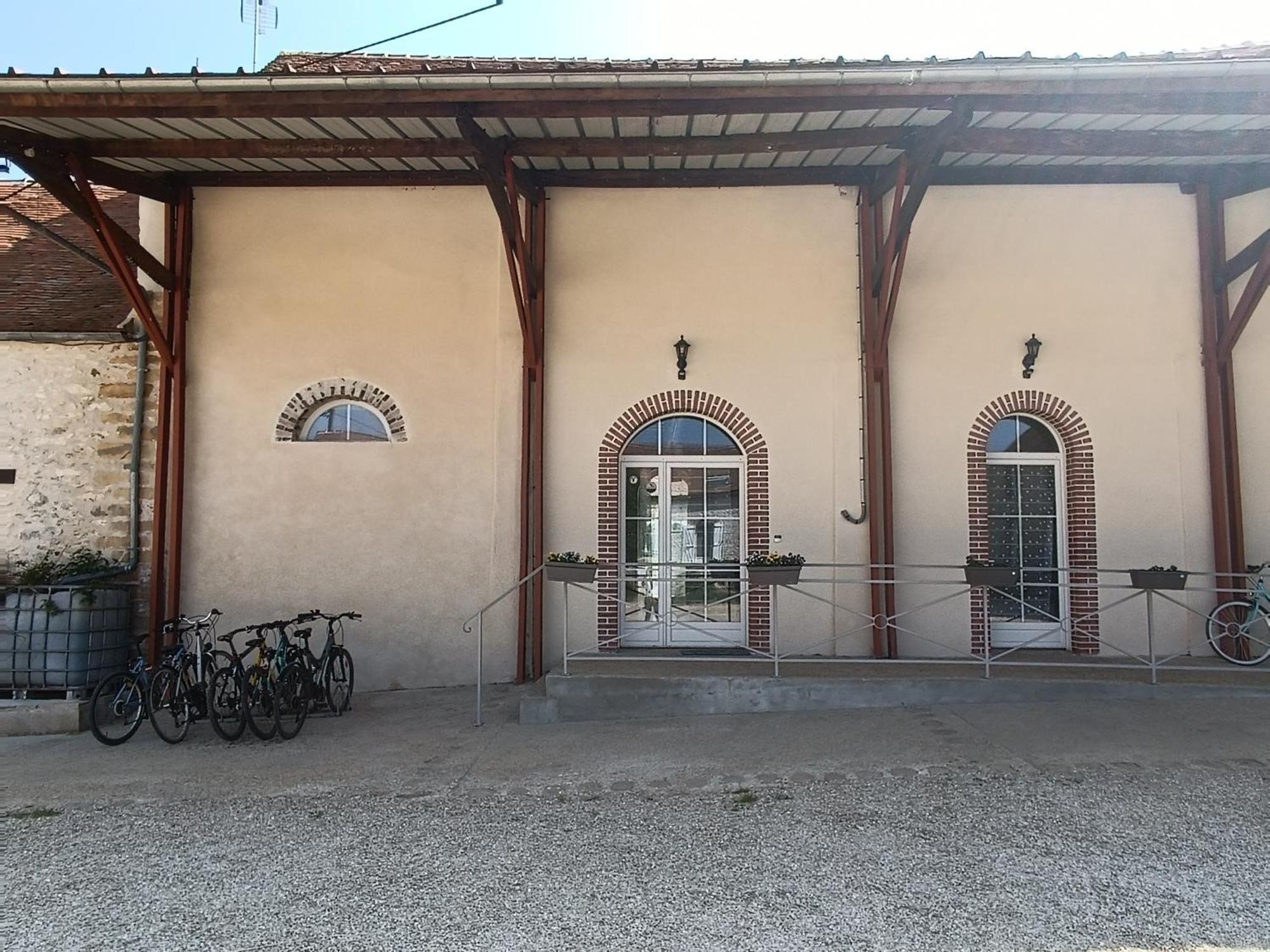 D'hotes Le Domaine Des Hirondelles Bed and breakfast